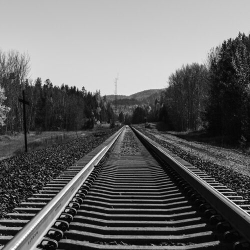Black & White Tracks